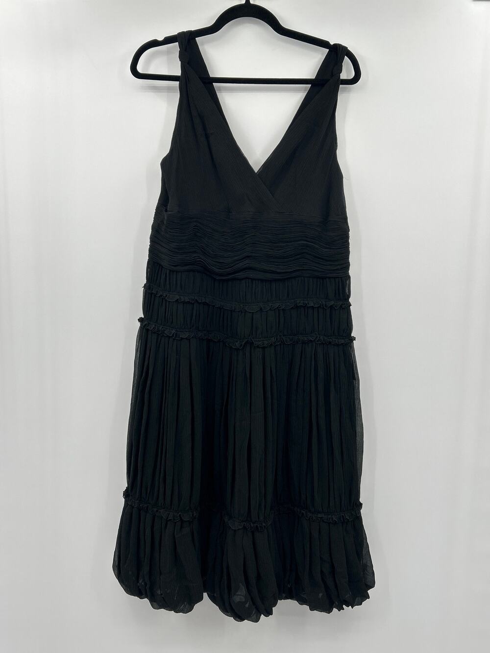 Lafayette 148 New York 100% Silk Black Pleated Tiered Dress Size 12 Party Dinner